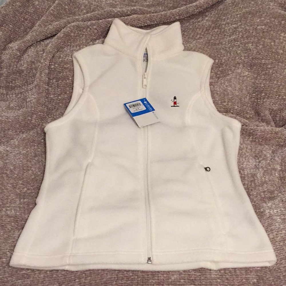 NWT women’s Columbia Benton Springs Vest Small